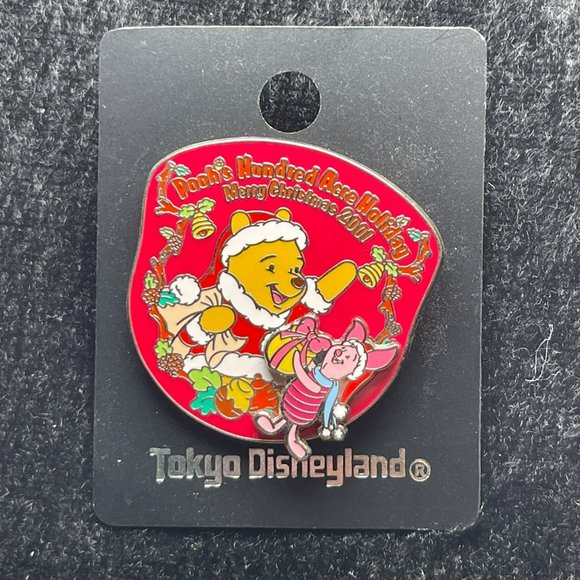 Winnie The Pooh Hundred Acre Holiday Christmas 2001 Pin Tokyo Disneyland - Picture 1 of 4